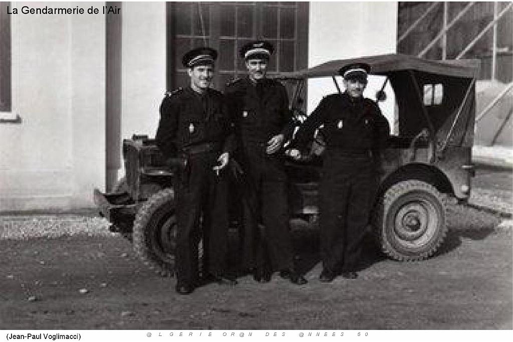122 - AERODROMES ET BASES 1945-1962-1-ORAN LA SENIA BA 141 (21).jpg